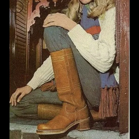 Frye Campus Stitching Horse Boots - Picture 14 of 14